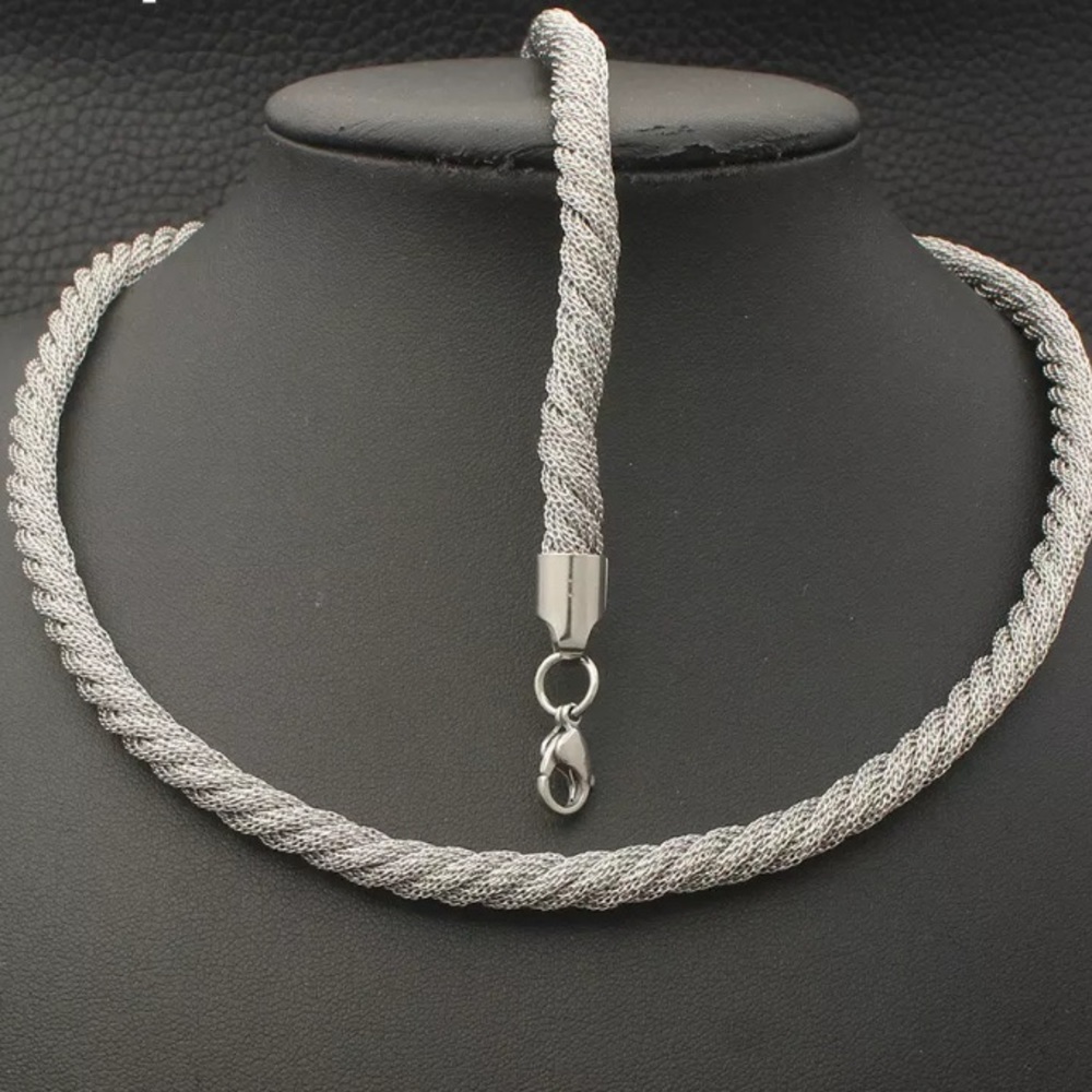 Stainless Steel Twisted Necklace